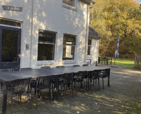 CjUKMVNuYXBjaGF0LzEzLjY1LjIuMCAoaVBob25lMTUsNDsgaU9TIDE4LjYuMjsgZ3ppcCkgAg==